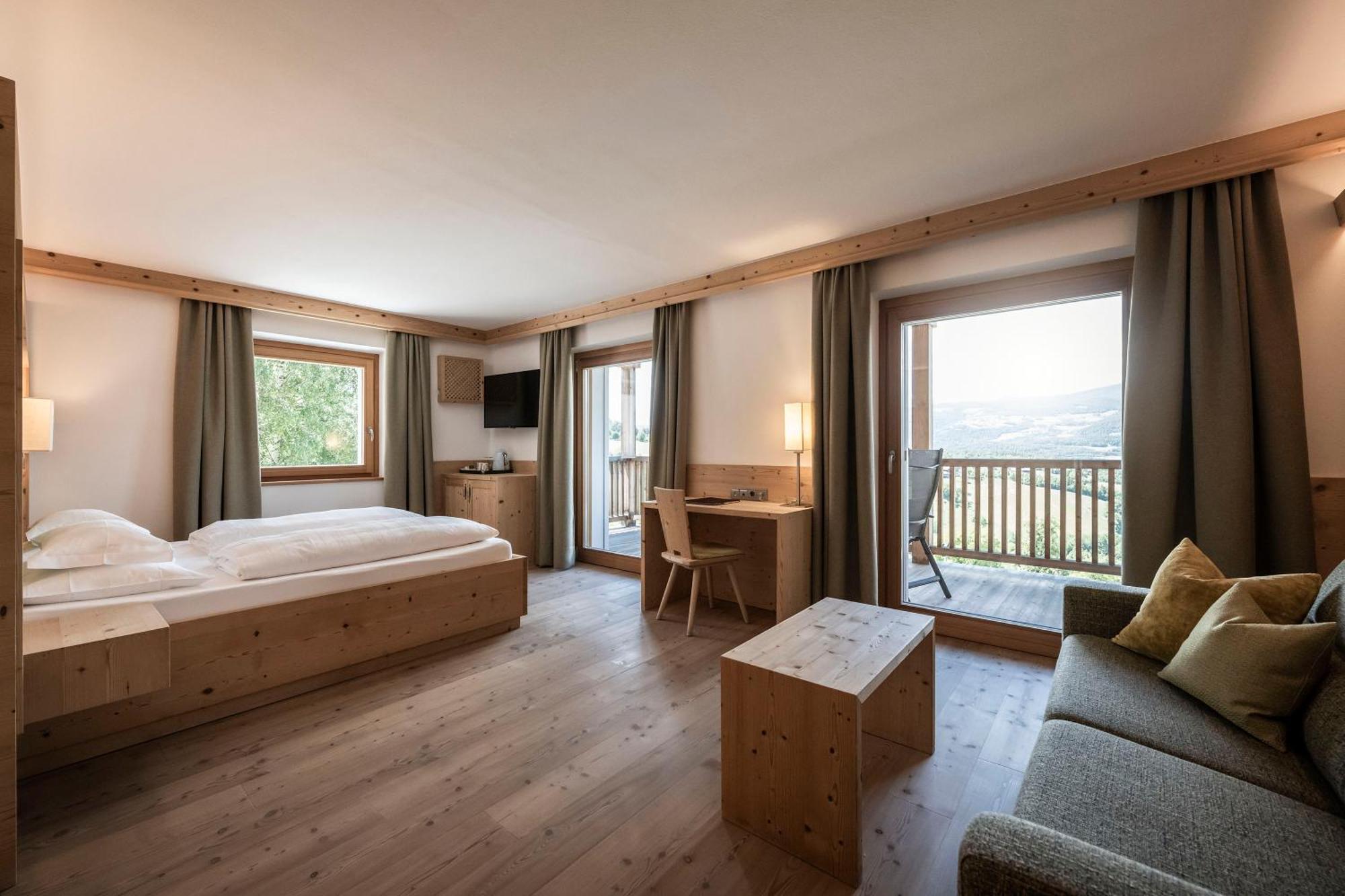 Dolmites Nature Hotel Vigilerhof Siusi Zewnętrze zdjęcie