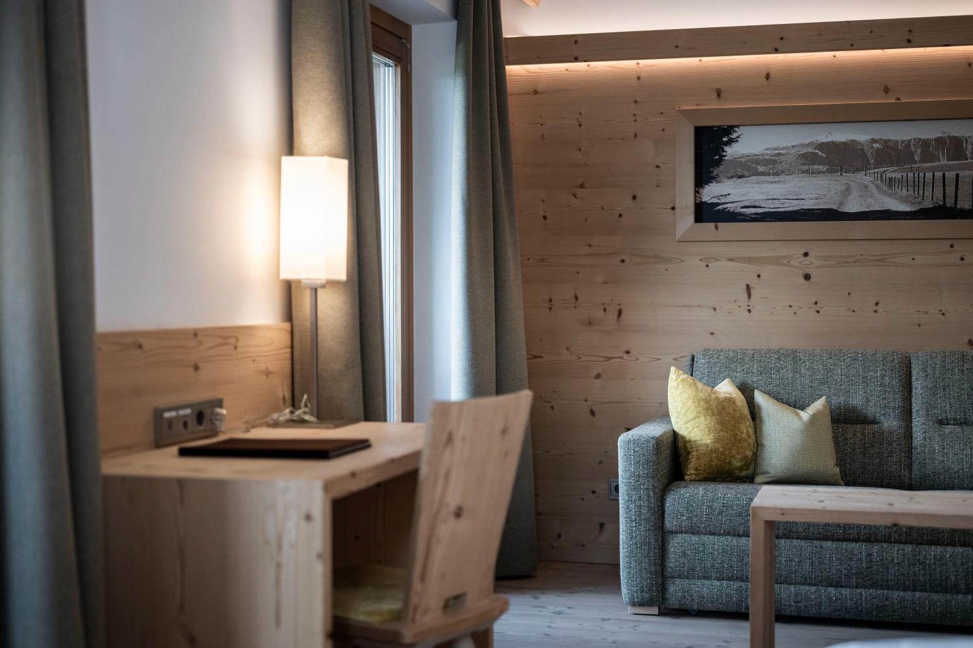Dolmites Nature Hotel Vigilerhof Siusi Zewnętrze zdjęcie